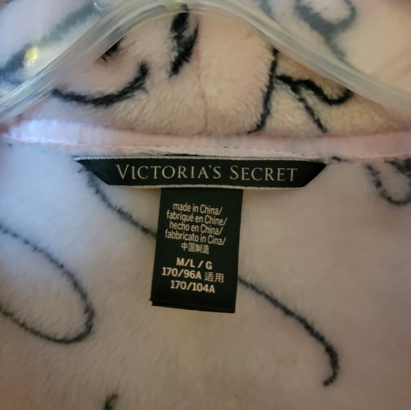Victoria Secret robe pink and black size m/l NWOT - Picture 2 of 5